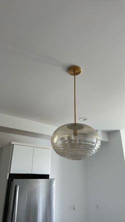 Modern ribbed glass pendant light – brass stem – excellent condition