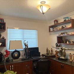 New Office Desk Set/Nuevo Juego de Oficina