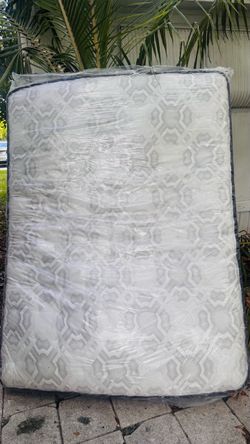 Queen Mattress Still in Plastic Wrap
