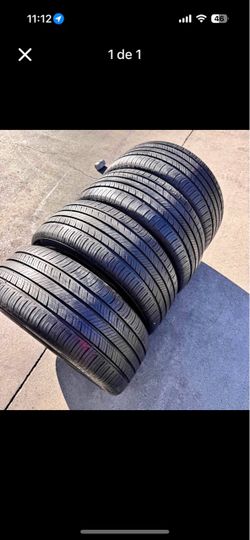 235/45/18 Hankook 📍📍 Vendo un set de llantas con 80% de vida las 4 📍🌟$160
