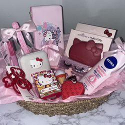 Hello Kitty Basket 
