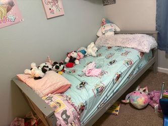 Twin size beds / frames
