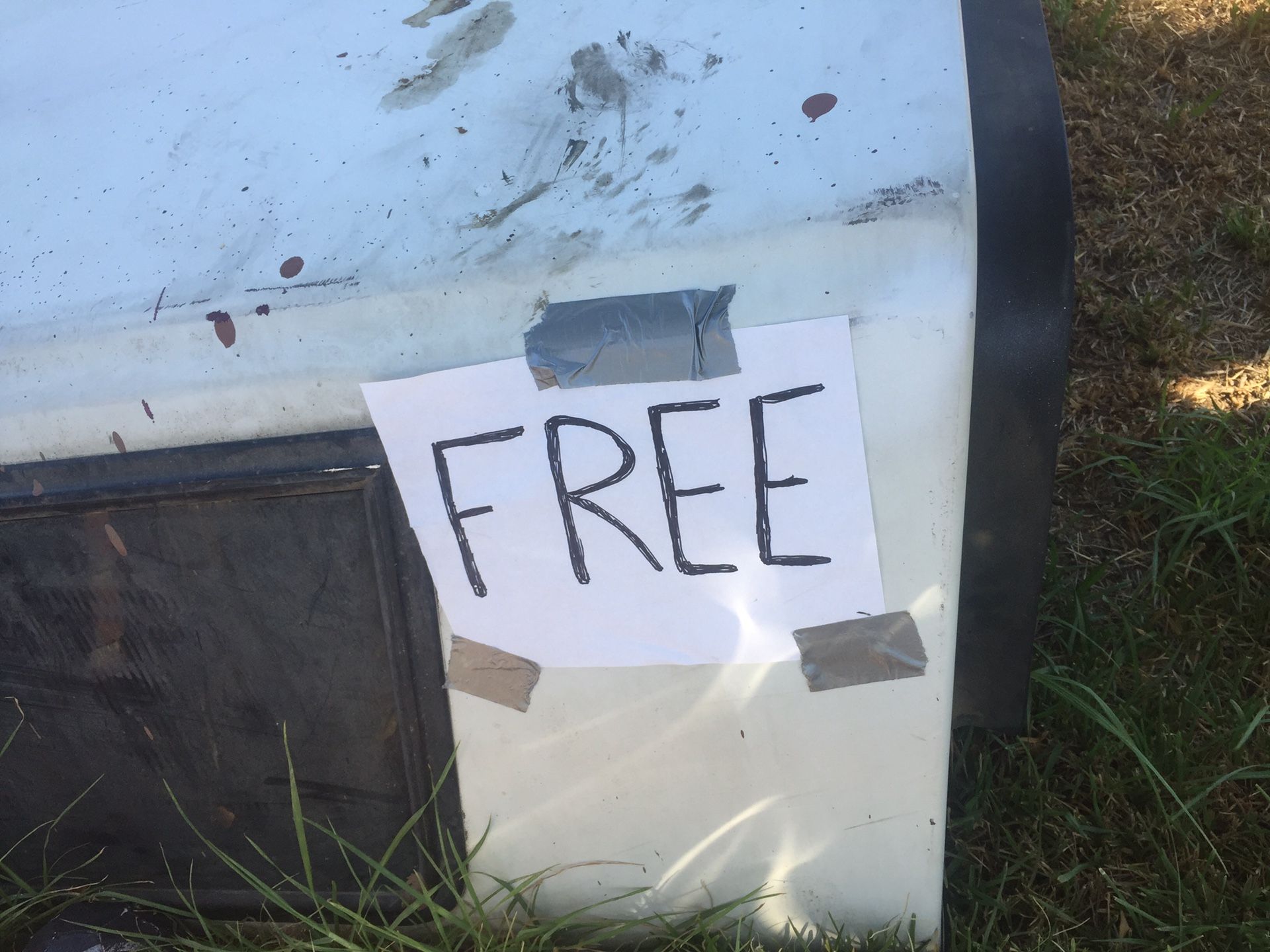 FREE Long bed camper shell. IN RANCHO CUCAMONGA