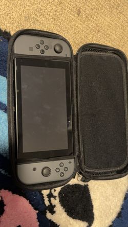 Nintendo Switch Bundle – Console, Games & Accessories 🎮