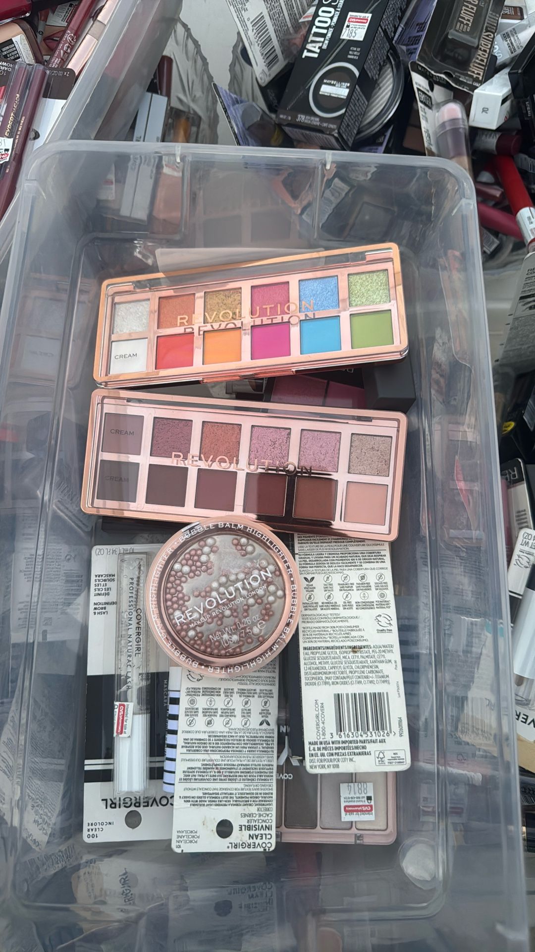 Revolution Make Up
