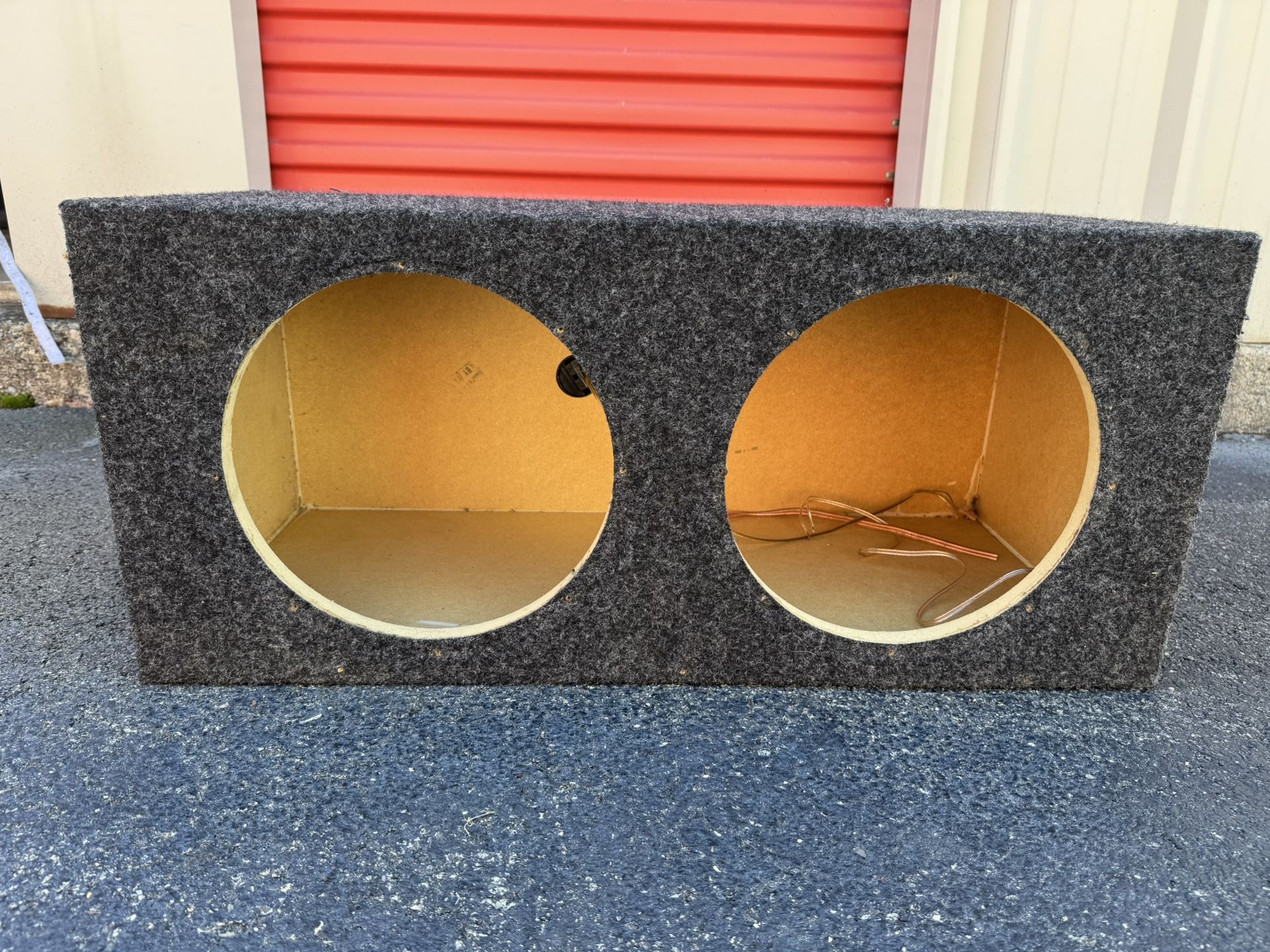 Great shape Subwoofer box for 2 12"Subs