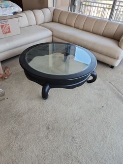 Round COFFEE TABLE