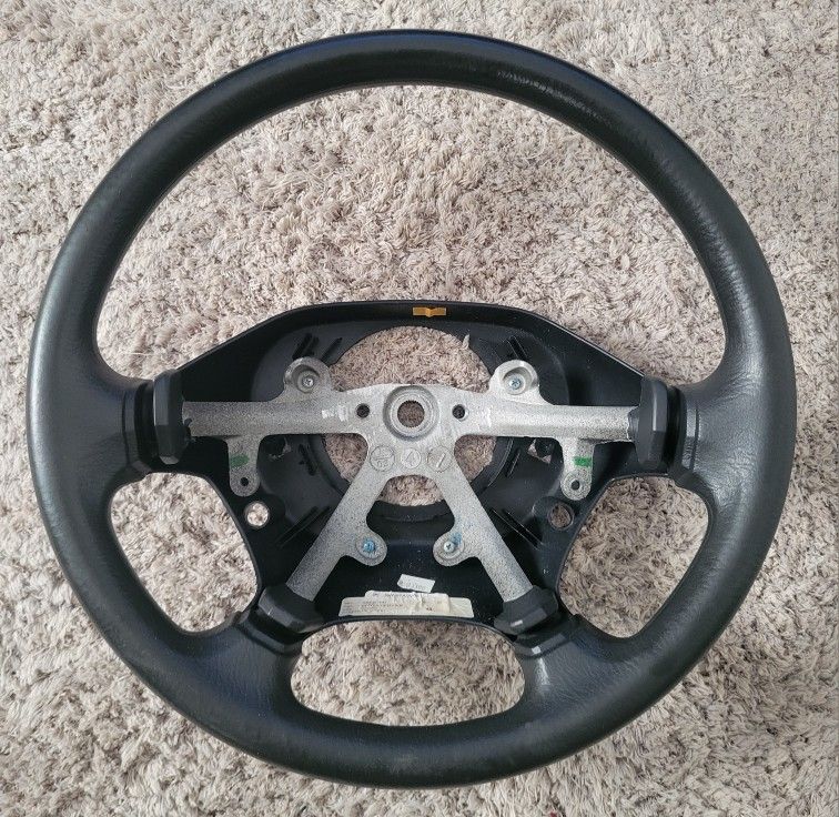 03-05 Dodge Black Leather Steering Wheel.