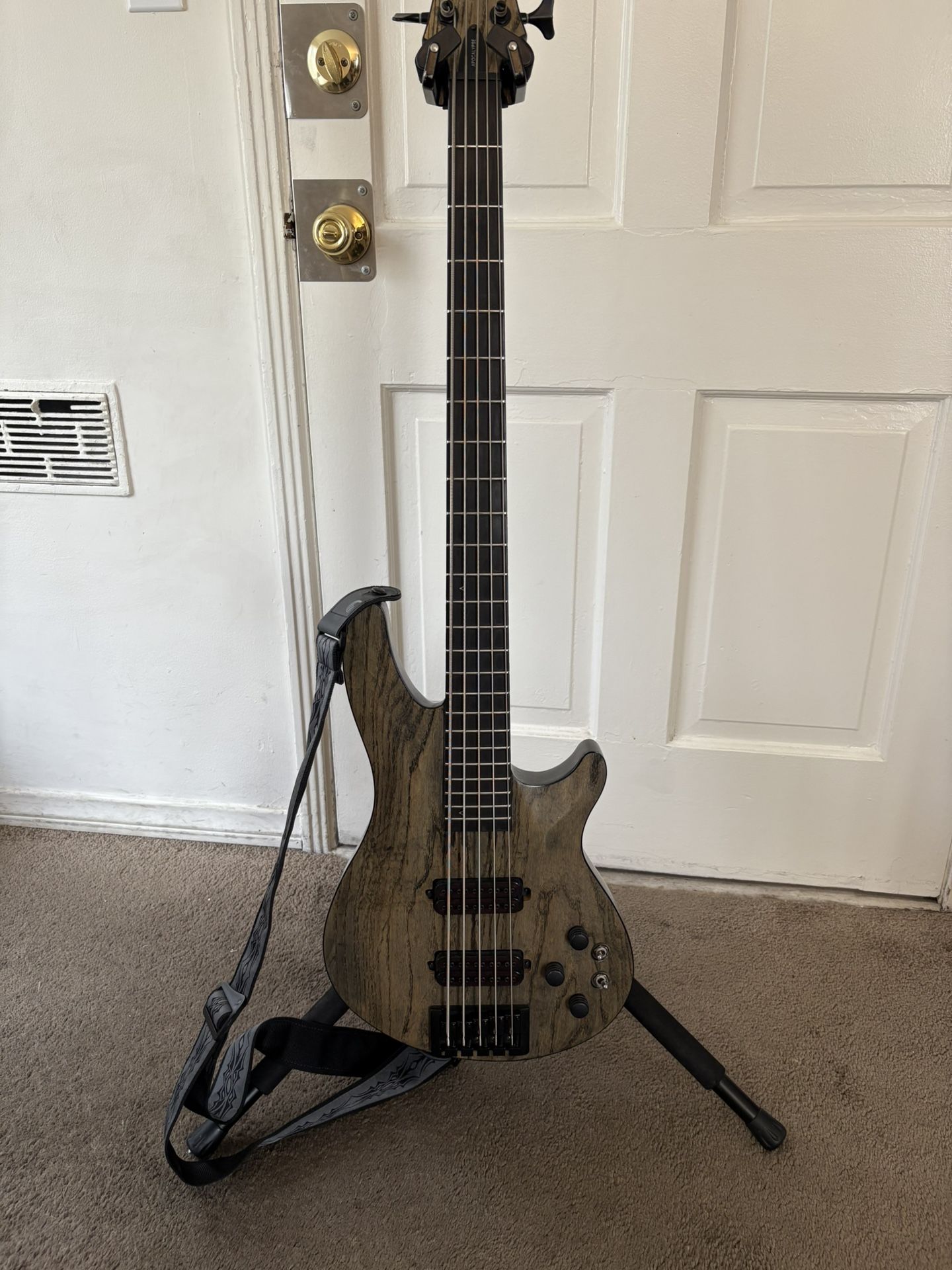 Schecter C5 Apocalypse Bass Guitar