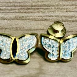 Tiny butterfly’s brooch and pin 