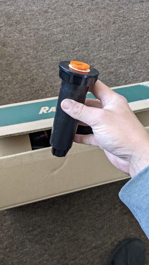 Rainbird Sprinklers Box (4 Inch, 75)