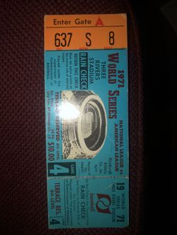 Unused 1971 World Series game 4 ticket and scored program from 72WS
