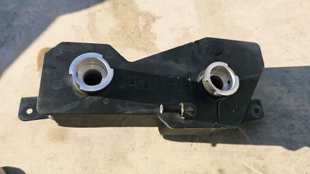 Ams q50 coolant tank