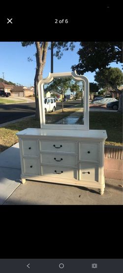 Wood dresser