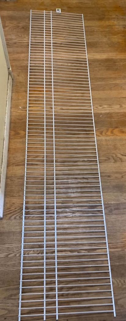 Closet Maid White Ventilated Wire Shelf