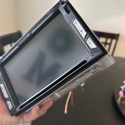 Soundstream VRCPAA-70M VRCPAA-70M 7-Inch Double-DIN Mechless Head Unit with Bluetooth, Apple CarPlay, and Android Auto