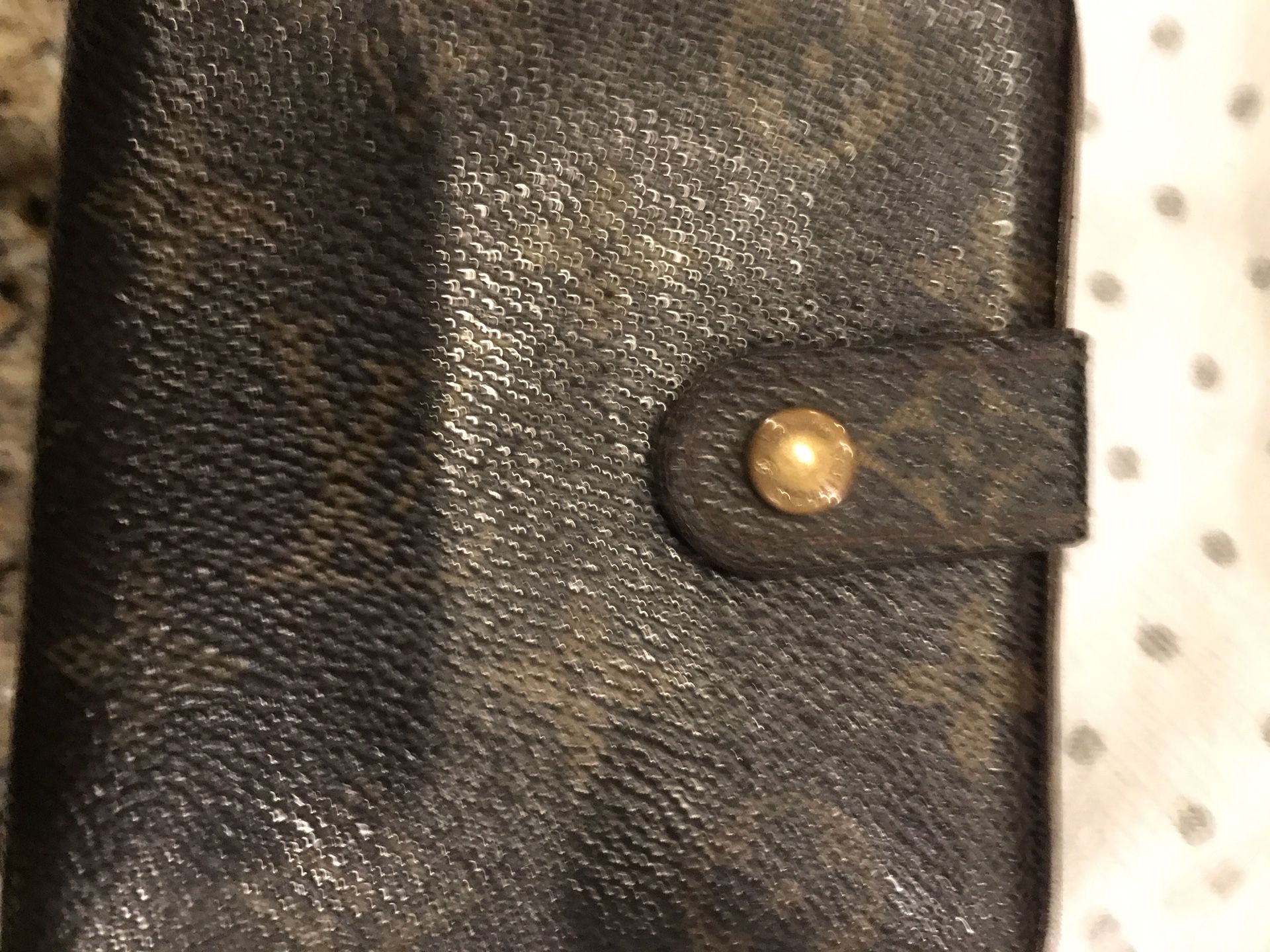 Louis Vuitton Wallet Authentixc