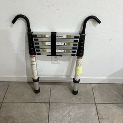 6.5ft Telescopic Ladder