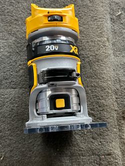 20V MAX XR Cordless Brushless Fixed Base Compact Router (Tool Only)