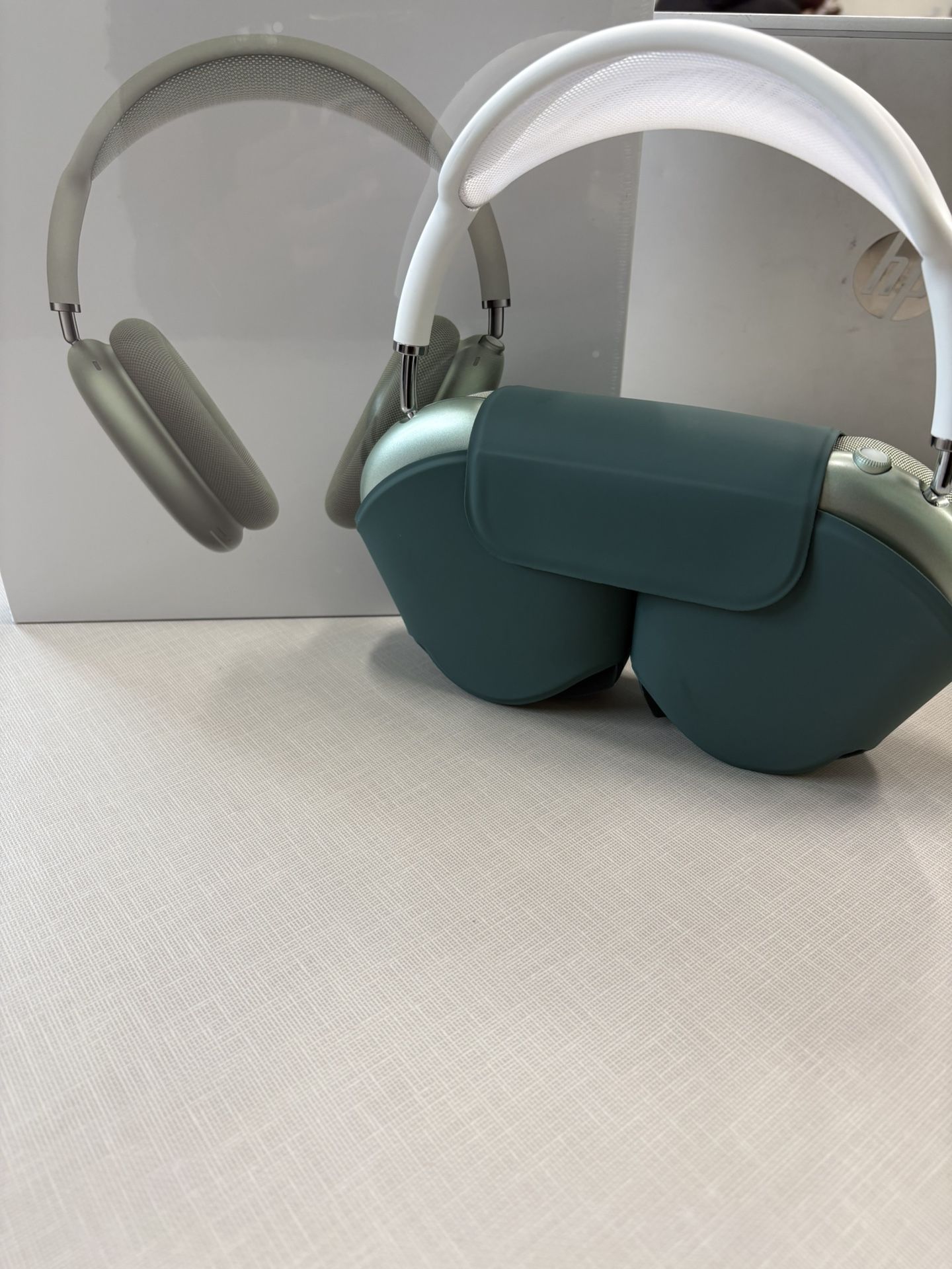 Like new Airpod Pro Maxes