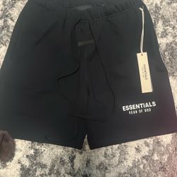 Essential Shorts 