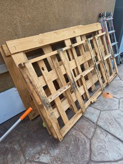 Free wood pallets for bon fire