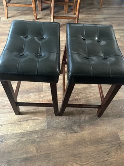 Set of 2 Black Leather Bar Stools