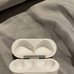 AirPod 4s