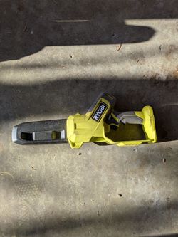Ryobi mini pruning chainsaw w/ unopened chain lubricant