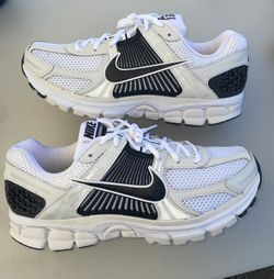 Nike Vomero 5 Size 10