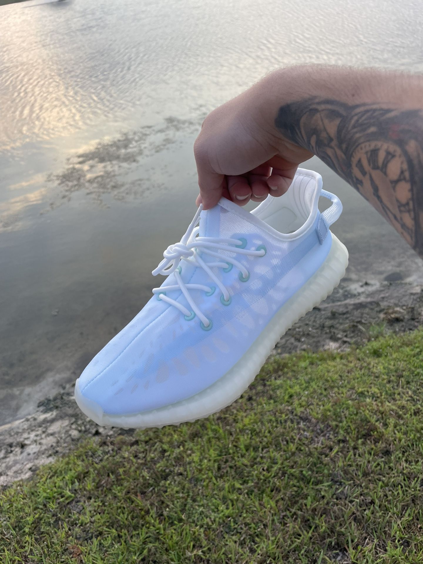 adidas Yeezy Boost 350 V2 Mono Ice