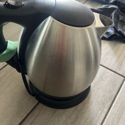 Coffee pot