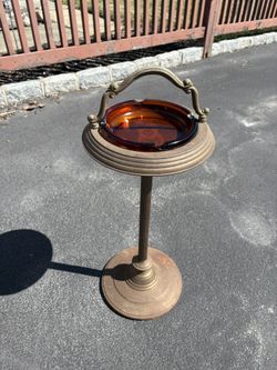 Vintage Standing Metal Ashtray Stand Decorative Handle Original Amber Glass Bowl