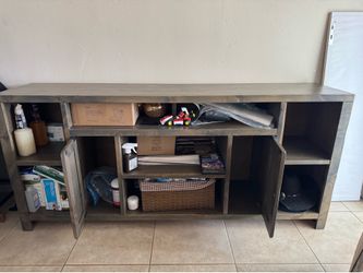 Tv stand