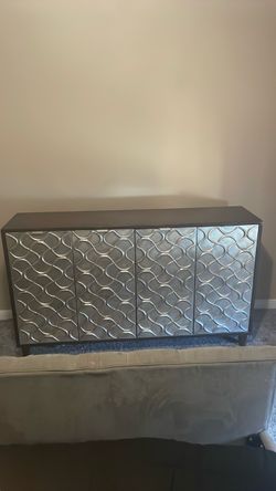TV Stand/Sideboard