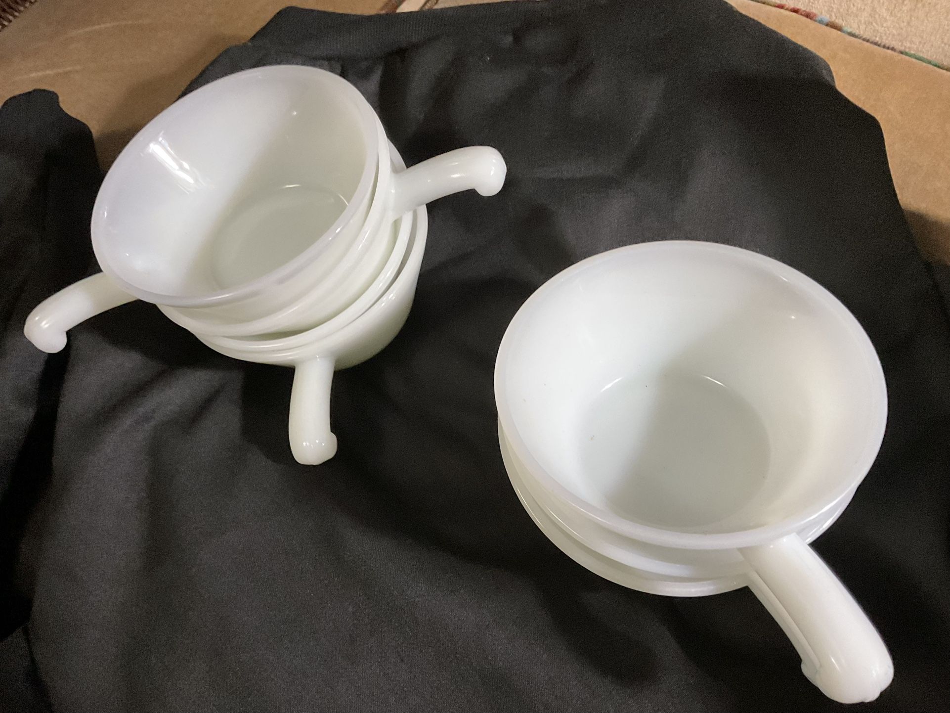 7-Vintage FIRE KING Soup Bowls