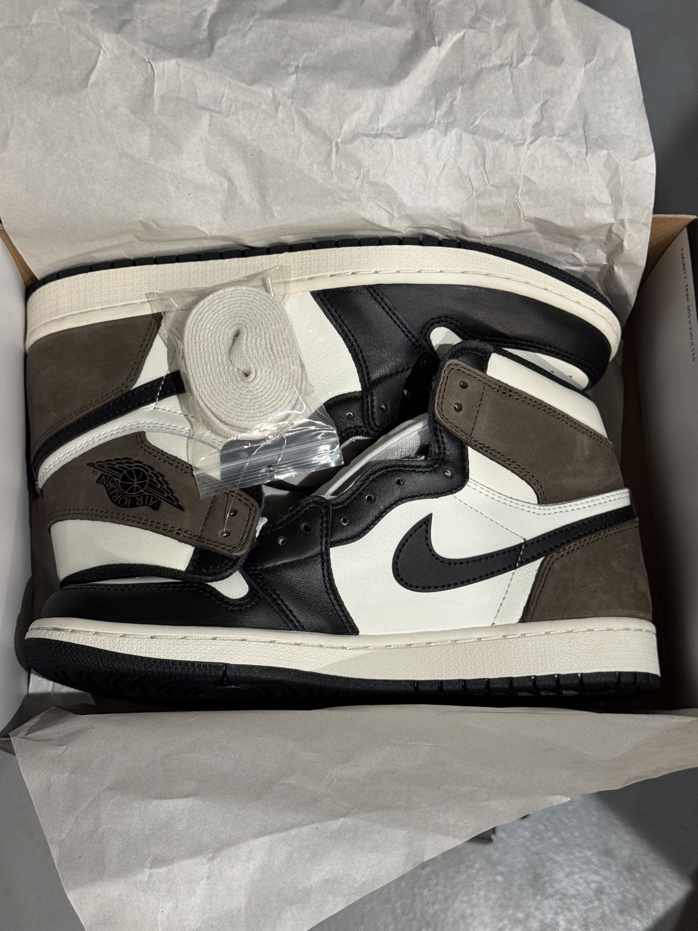 Jordan 1 “Dark Mocha”