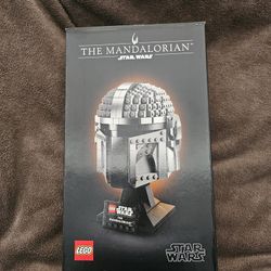 Lego 75328 The Mandalorian Star Wars Disney Head Bust Brand New Unopened 