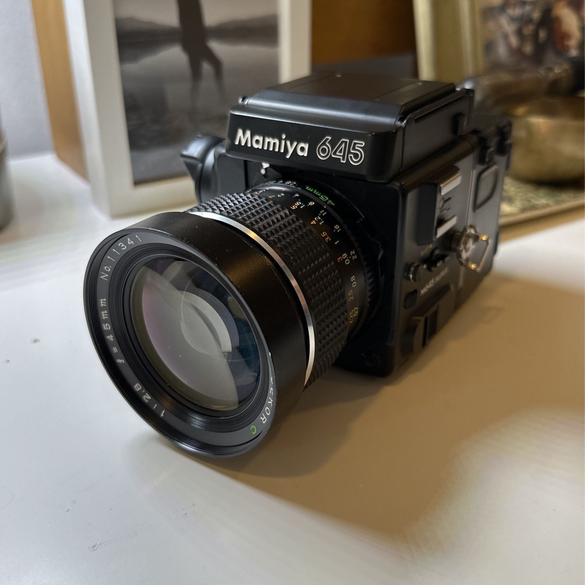 Mamiya 645 SUPER + 45mm f2.8 Lens