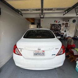 2012 Nissan versa
