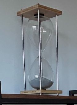 Decorative hour glass