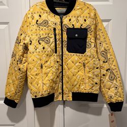 Levi’s Men’s Lightweight Quilted Yellow Jacket Medium
