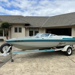 18’ Seaswirl Spyder 