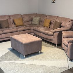 Like New Sectional - Sofa - Couches 