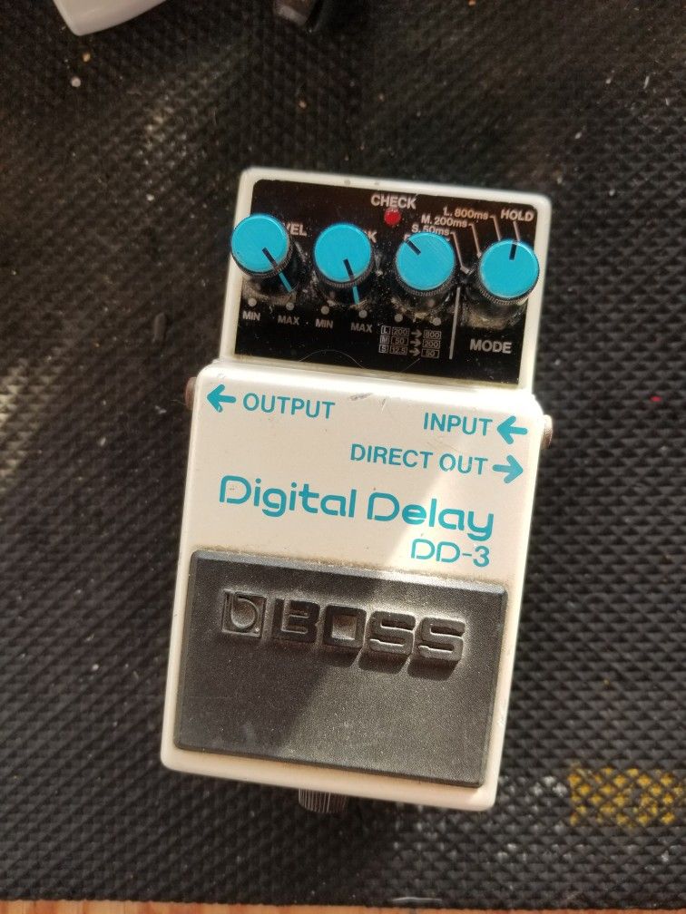 Boss DD3 Digital Delay (Blue Label Taiwan)