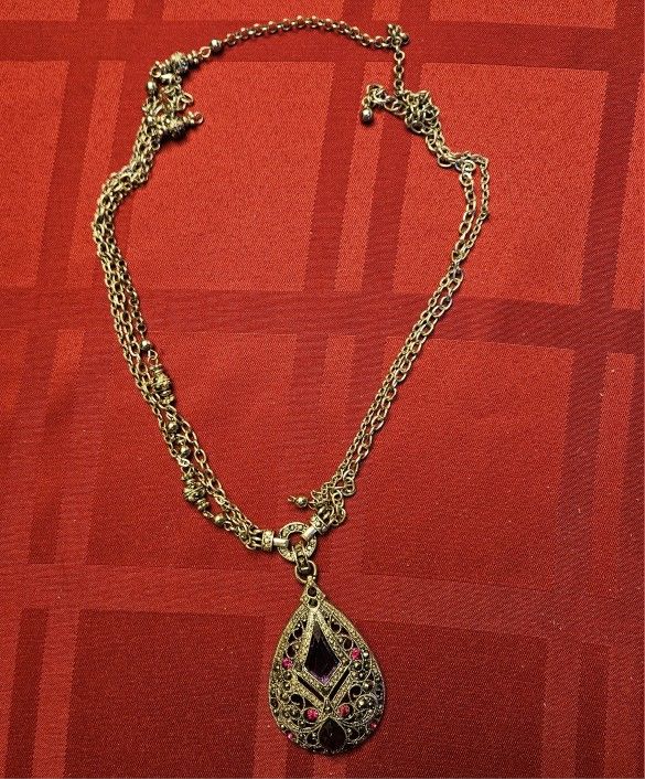 Brooch & Chain