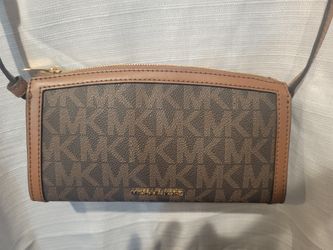 Michael Kors Skinny Strapped Crossbody BRAND NEW