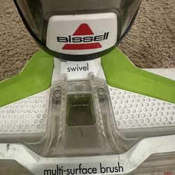 Bissell Swivel Vacuum 