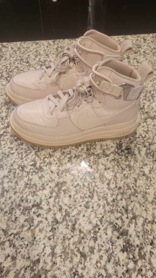 Air Force 1 High Utility 2.0 'Artic Pink Gum'