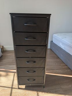6 Drawer Slim Storage Dresser / Organizer